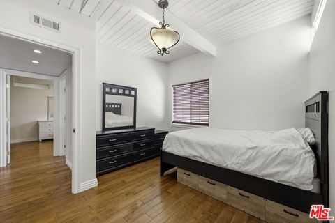 Tiny photo for 18342 Blackhawk Street, Porter Ranch, CA 91326 (MLS # 26661143)