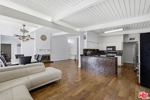 Tiny photo for 18342 Blackhawk Street, Porter Ranch, CA 91326 (MLS # 26661143)