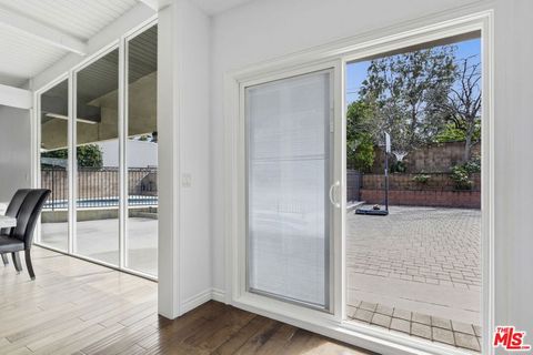 Tiny photo for 18342 Blackhawk Street, Porter Ranch, CA 91326 (MLS # 26661143)