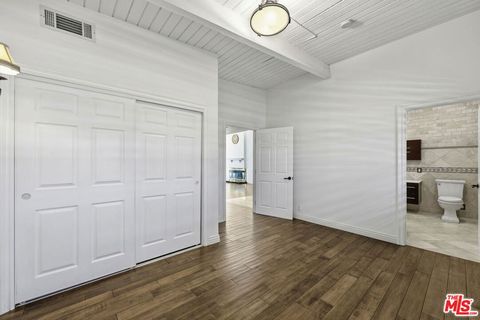 Tiny photo for 18342 Blackhawk Street, Porter Ranch, CA 91326 (MLS # 26661143)