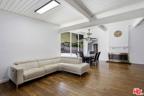 Tiny photo for 18342 Blackhawk Street, Porter Ranch, CA 91326 (MLS # 26661143)