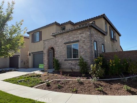Photo of 3706 Leafgreen Road, Corona, CA 92883 (MLS # IG26080953)