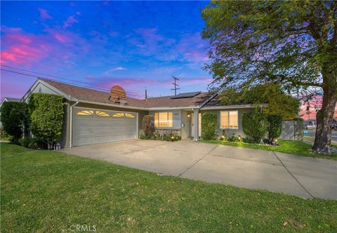 6691 Killarney Garden Grove CA 92845