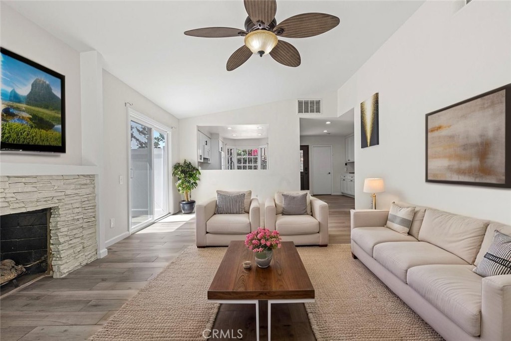 3862 Ravenswood Drive