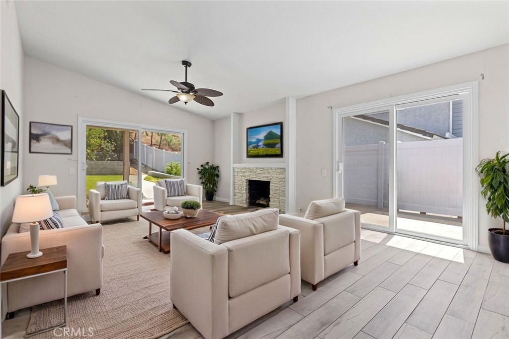 3862 Ravenswood Drive