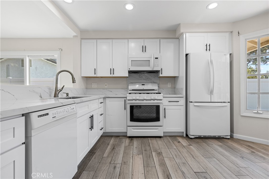 3862 Ravenswood Drive