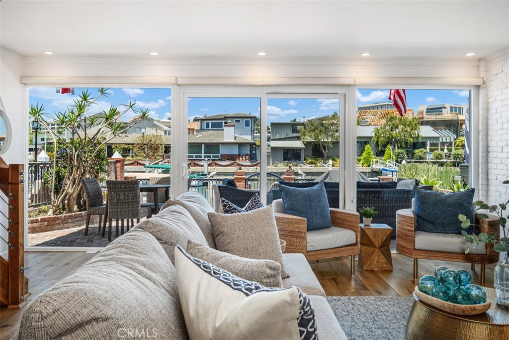 Newport Island (NEWI) - Residential