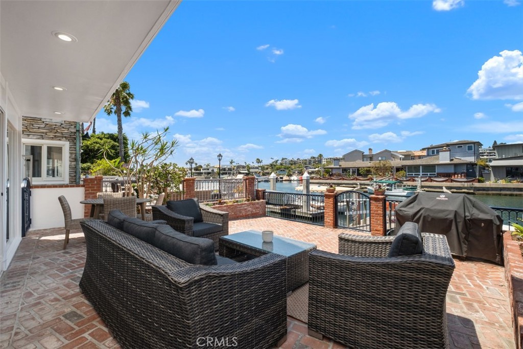 3810 Channel Place
