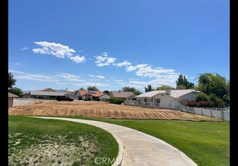 Photo of 12564 Coronado Ln, Victorville, CA 92395 (MLS # HD26075440)