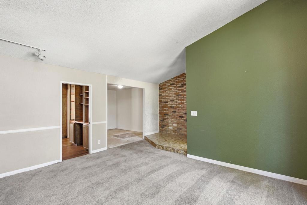 14037 Proctor Valley Rd