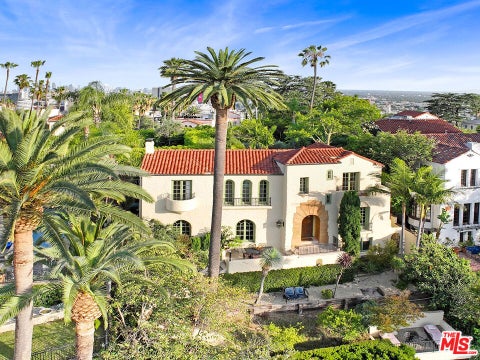 Photo of 6717 Whitley Terrace, Los Angeles, CA 90068 (MLS # 26867367)