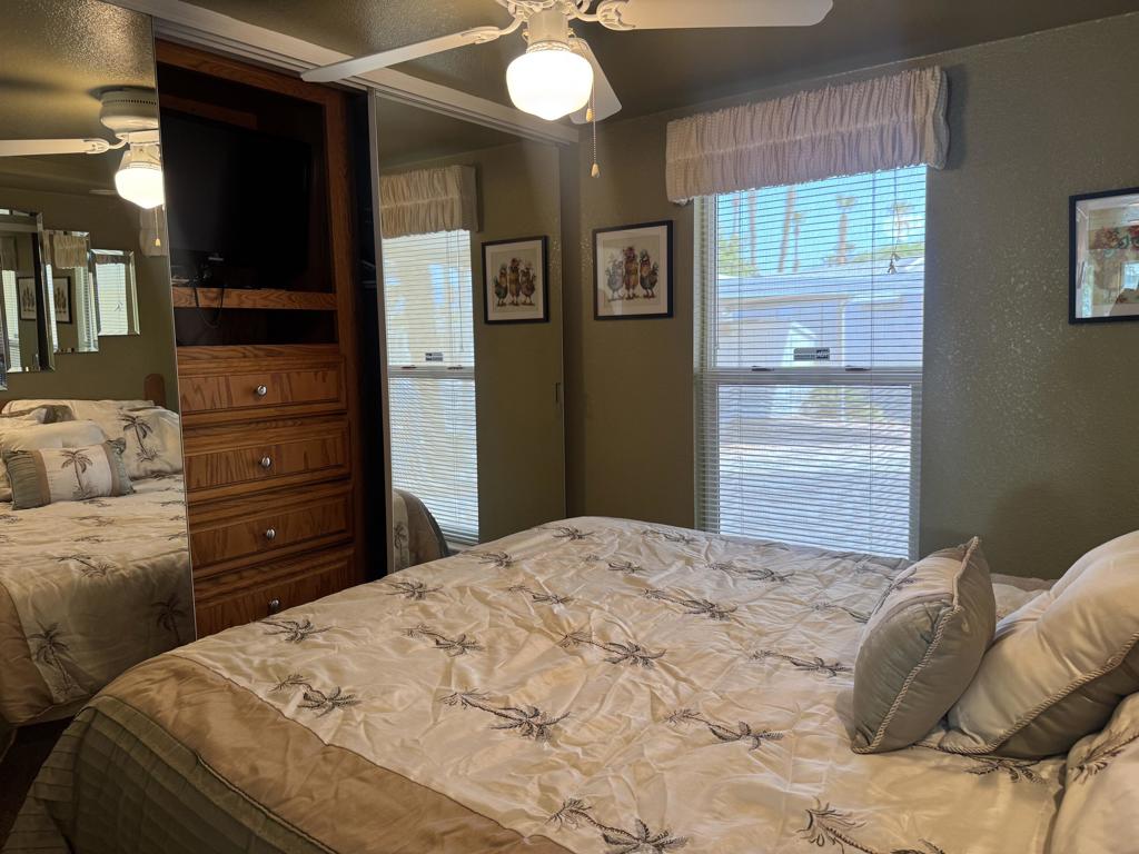 Rancho Casa Blanca - Manufactured In Park