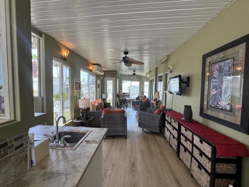 Rancho Casa Blanca - Manufactured In Park