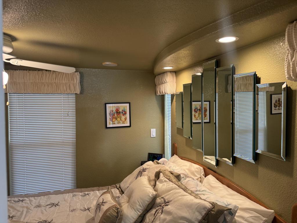 Rancho Casa Blanca - Manufactured In Park