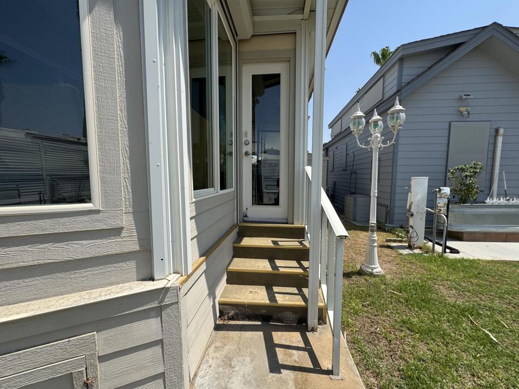 Rancho Casa Blanca - Manufactured In Park