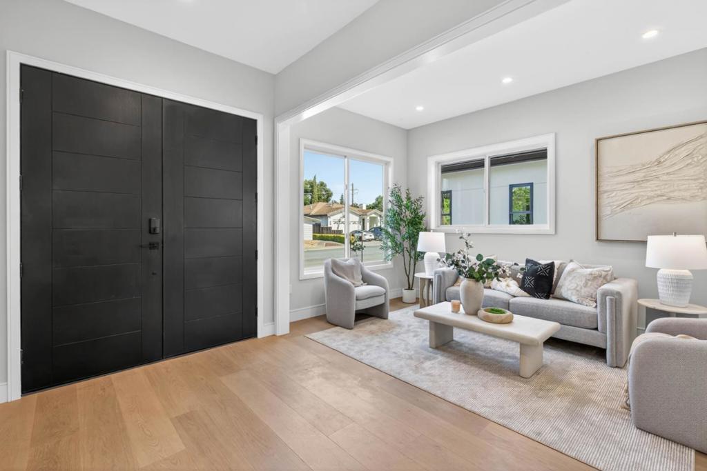 10201 Sterling Boulevard, Cupertino CA 95014