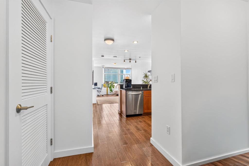475 Redwood Street 801