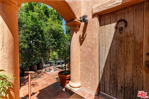Photo of 216 S Carmelina Avenue #Guesthouse, Los Angeles, CA 90049 (MLS # 26832239)