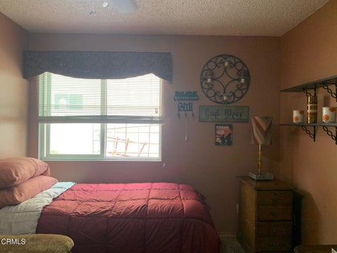 Photo of 931 Devilfish Drive, Oxnard, CA 93035 (MLS # V1-38105)