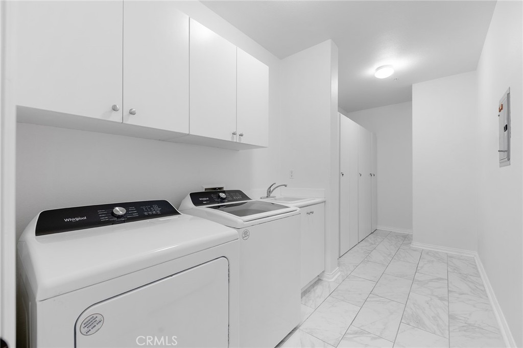 Ziani (ZANI) - Residential