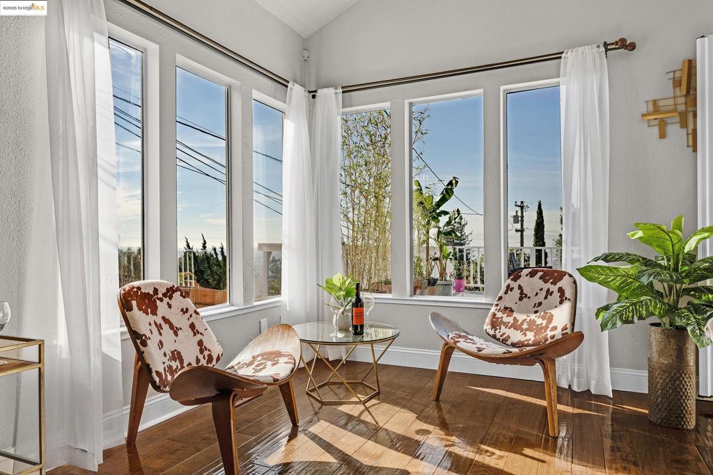 KING ESTATES - Residential