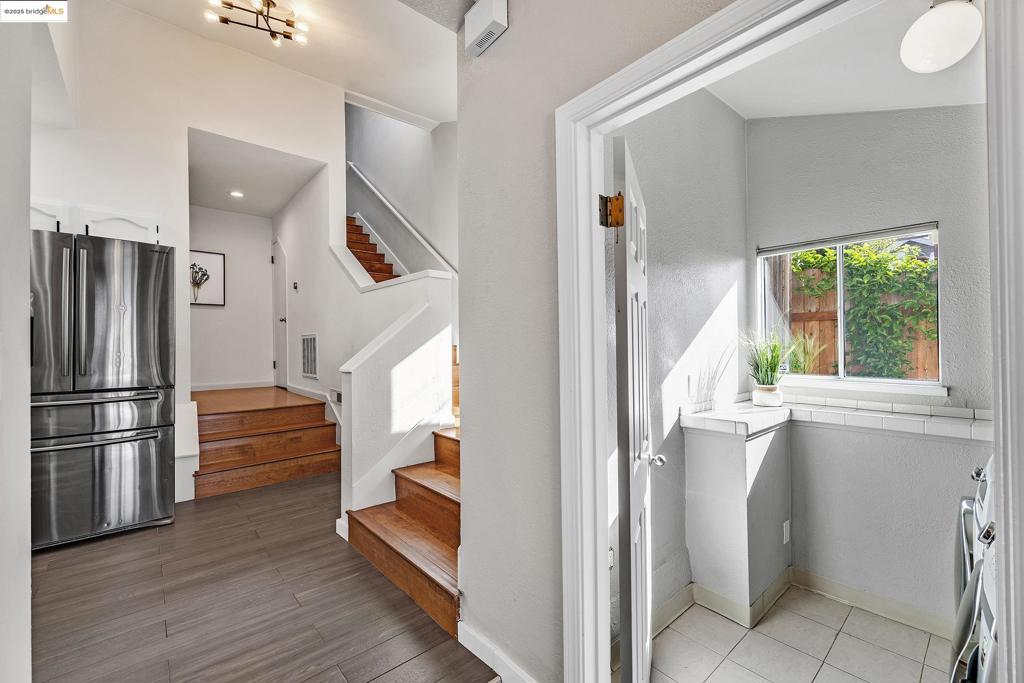 KING ESTATES - Residential