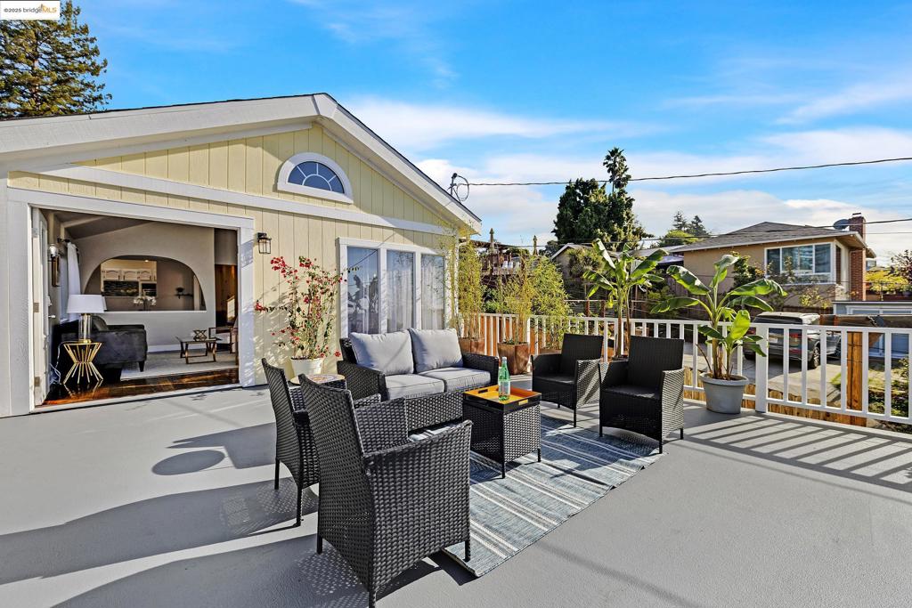 KING ESTATES - Residential