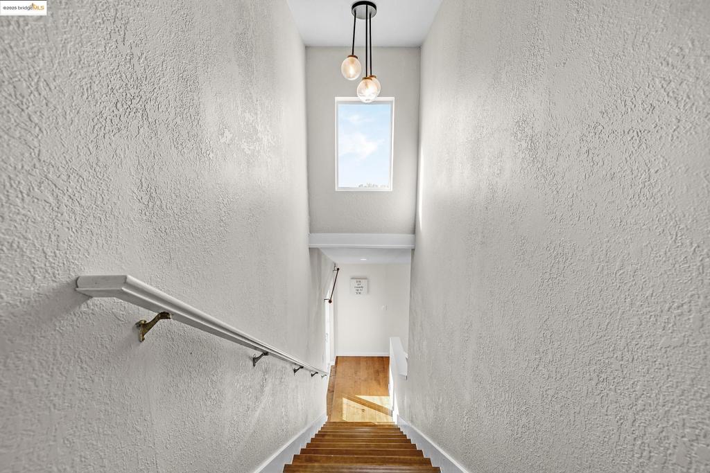 KING ESTATES - Residential