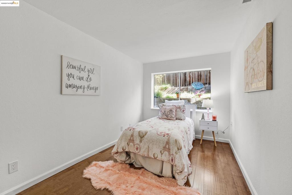 KING ESTATES - Residential