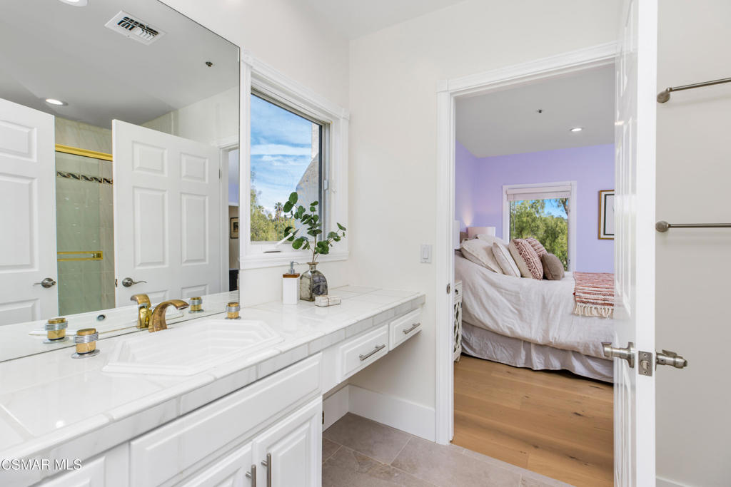 Not Applicable - 1007242 - Residential