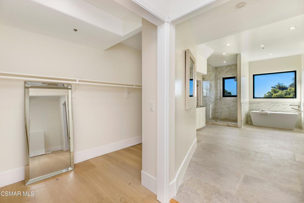 Not Applicable - 1007242 - Residential