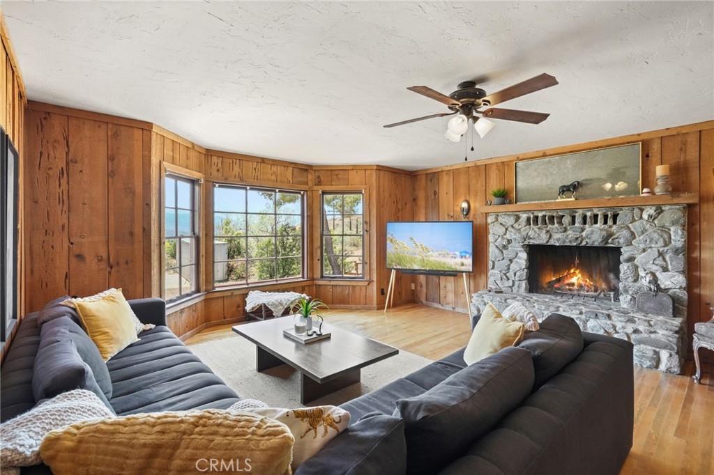 Custom Agua Dulce (CADUL) - Residential