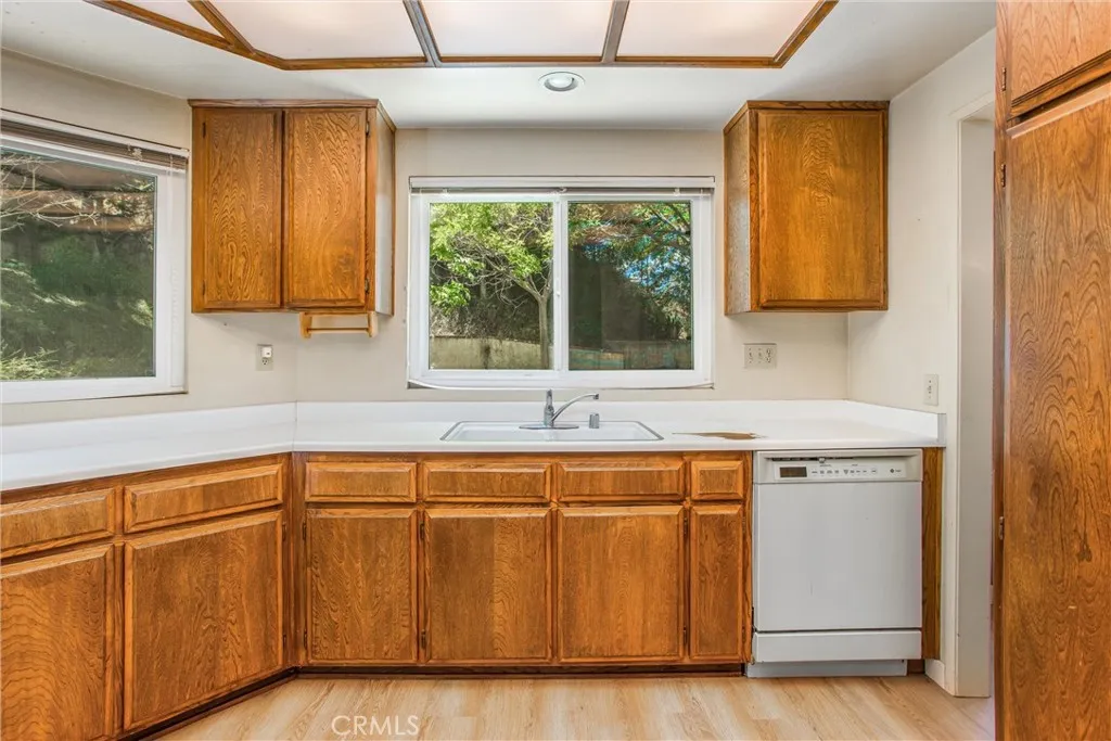 Pomona, California 91766, United States, 4 Bedrooms Bedrooms, ,2 BathroomsBathrooms,Residential,Active,167961