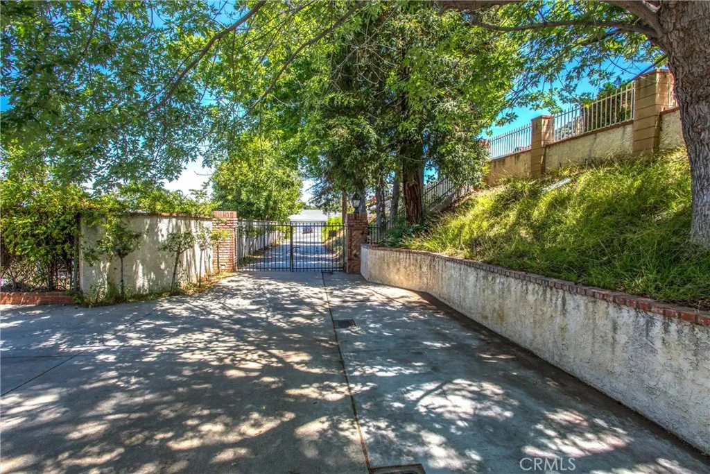 Pomona, California 91766, United States, 4 Bedrooms Bedrooms, ,2 BathroomsBathrooms,Residential,Active,167961