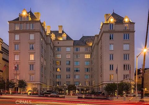 Photo of 1424 N Crescent Heights Blvd #67, West Hollywood, CA 90046 (MLS # SR26008713)