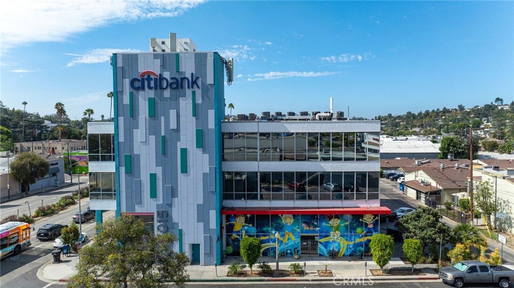 5015 Eagle Rock Boulevard 100