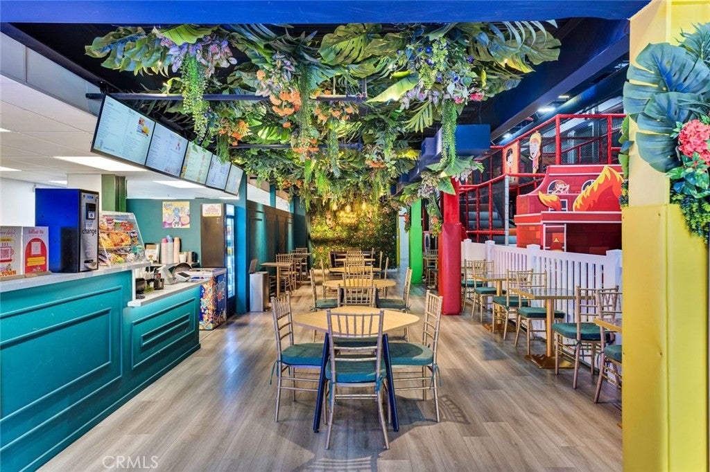 5015 Eagle Rock Boulevard 100