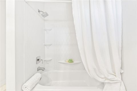 Tiny photo for 18576 Vallarta Dr, Huntington Beach, CA 92646 (MLS # OC25270087)