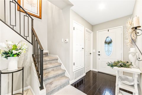 Tiny photo for 18576 Vallarta Dr, Huntington Beach, CA 92646 (MLS # OC25270087)