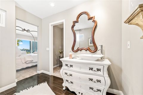 Tiny photo for 18576 Vallarta Dr, Huntington Beach, CA 92646 (MLS # OC25270087)