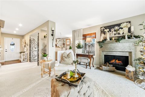 Tiny photo for 18576 Vallarta Dr, Huntington Beach, CA 92646 (MLS # OC25270087)