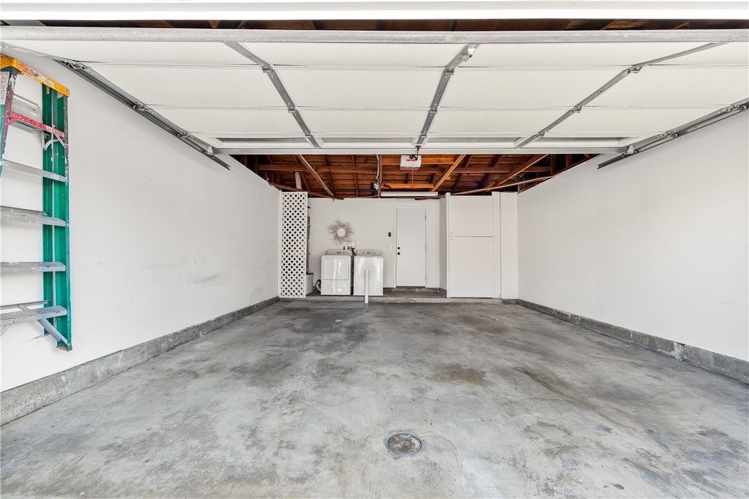 Huntington View (HTVW) - Residential