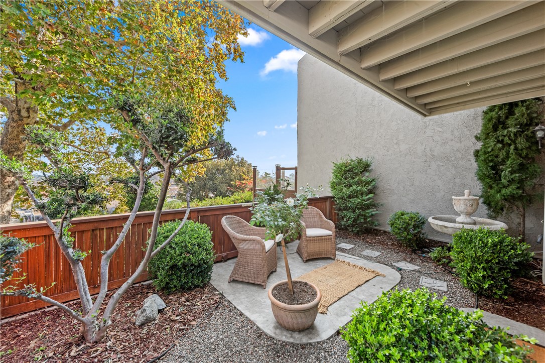 Huntington View (HTVW) - Residential