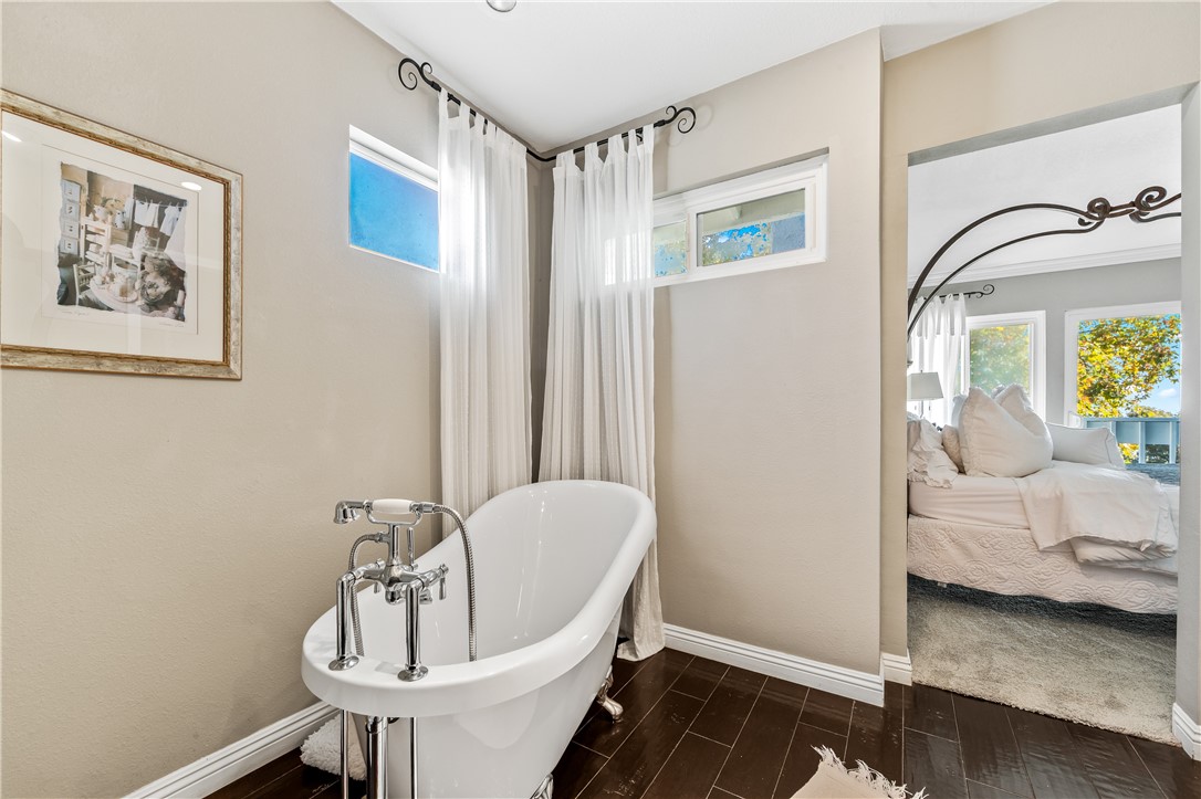 Huntington View (HTVW) - Residential