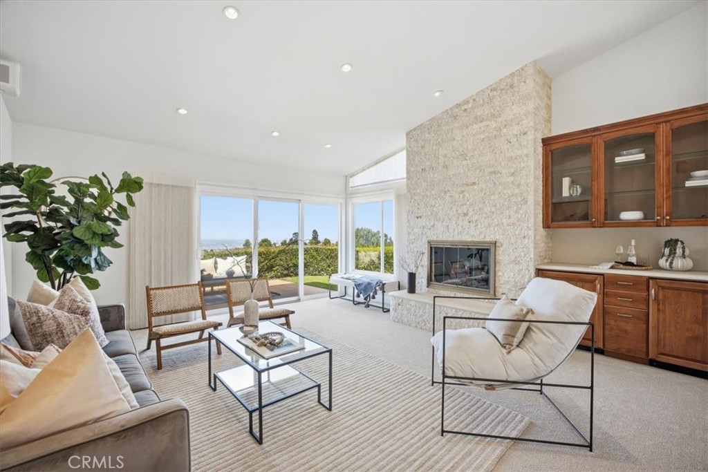 53 Hilltop Circle