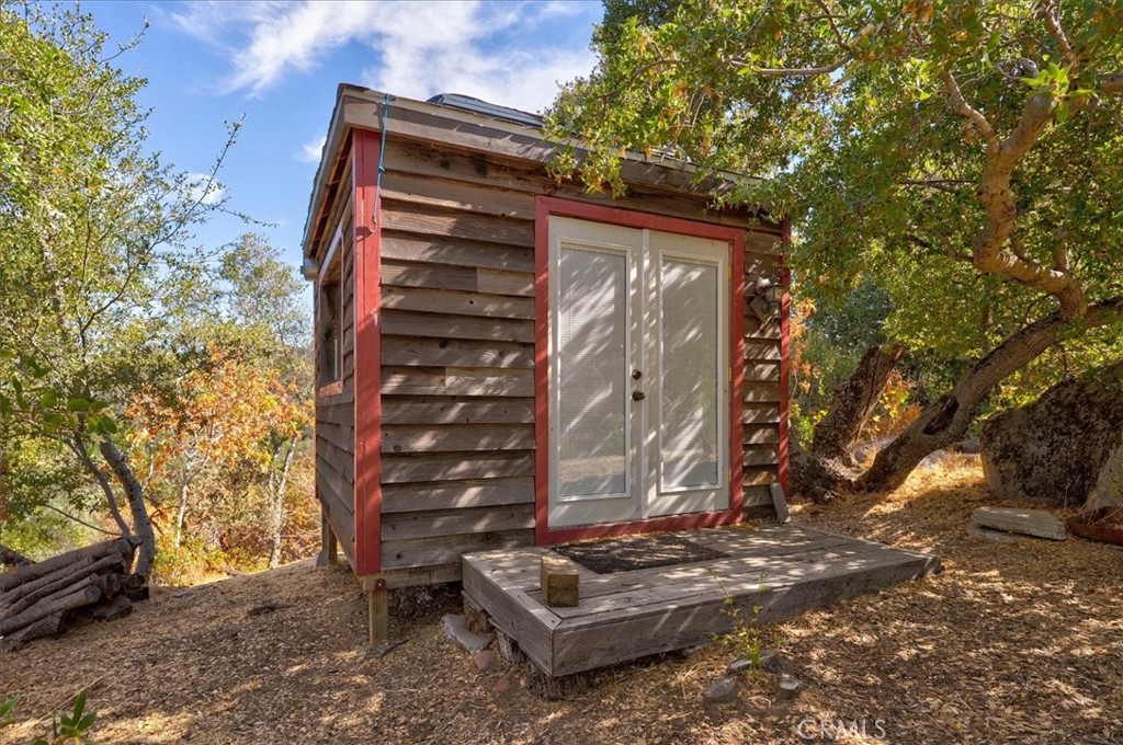 3279 Quail Run Road