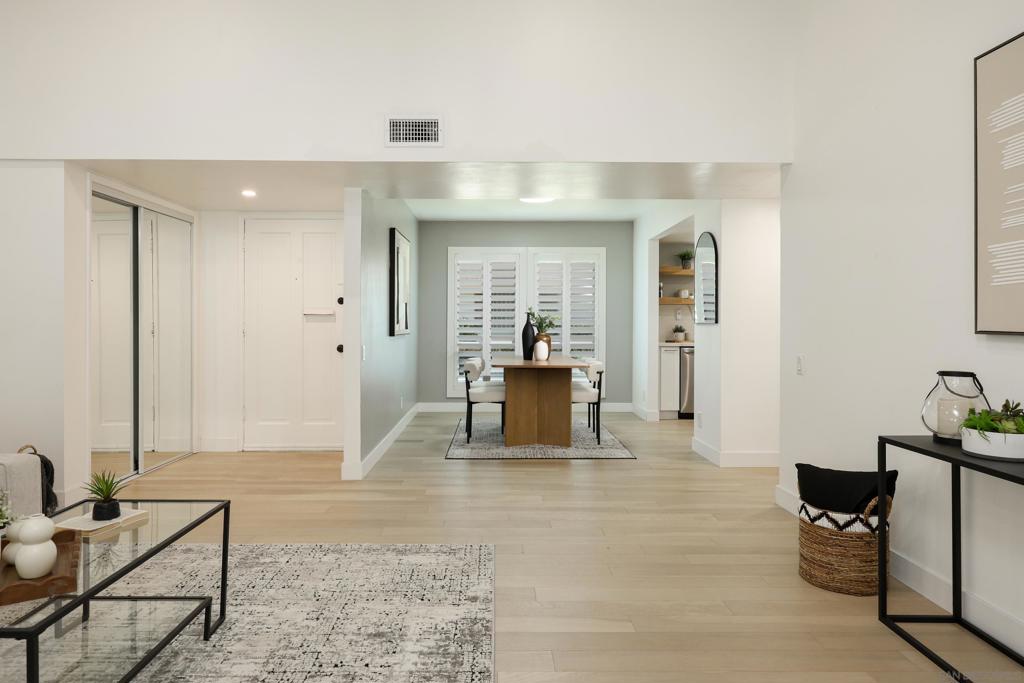 3660 N Vista Campana 15