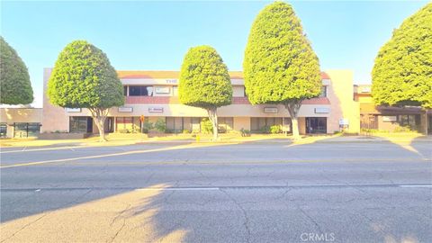 Photo of 223 S Glendora Avenue #203, Glendora, CA 91741 (MLS # TR26004203)