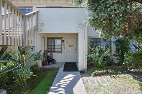 8800 Garden Grove Blvd Unit 2, Garden Grove, CA 92844 - MLS#: OC26078864