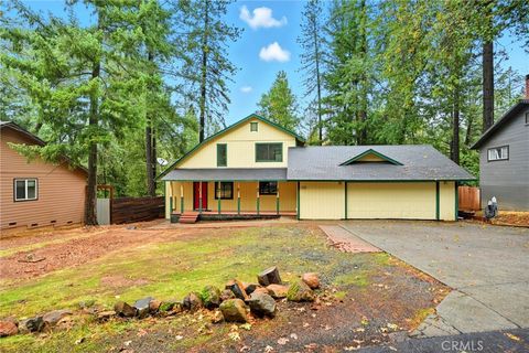 Photo of 16610 Mountain View Dr, Cobb, CA 95426 (MLS # LC25239774) Photo of 16610 Mountain View Dr, Cobb, CA 95426 (MLS # LC25239774)